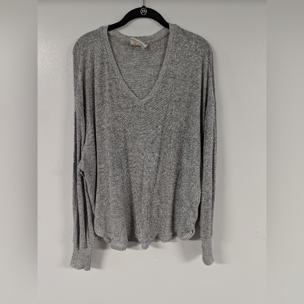 Gray V-Neck Sweater Anthropology Size S Monday Tuesday Wednesday Thursday Friday